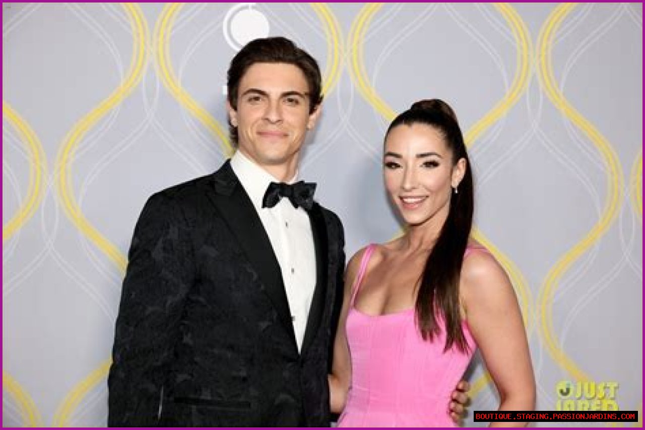 Unveiling The Mystery: Who Is Angela White's Boyfriend?